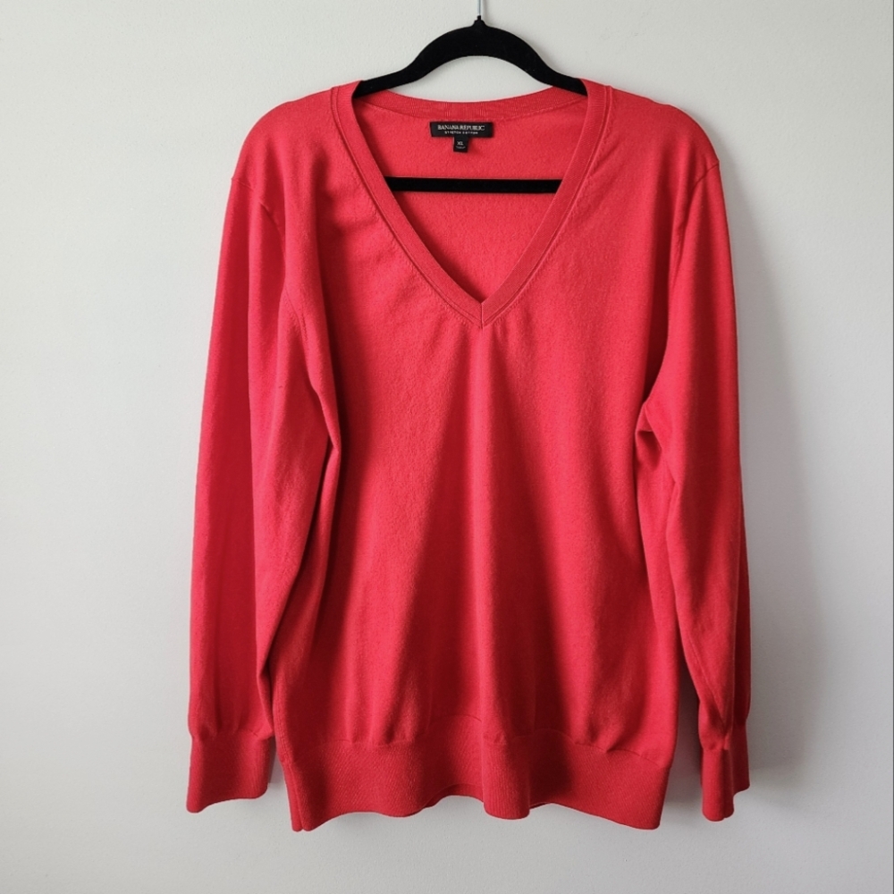 Women's Banana Republic Sweater